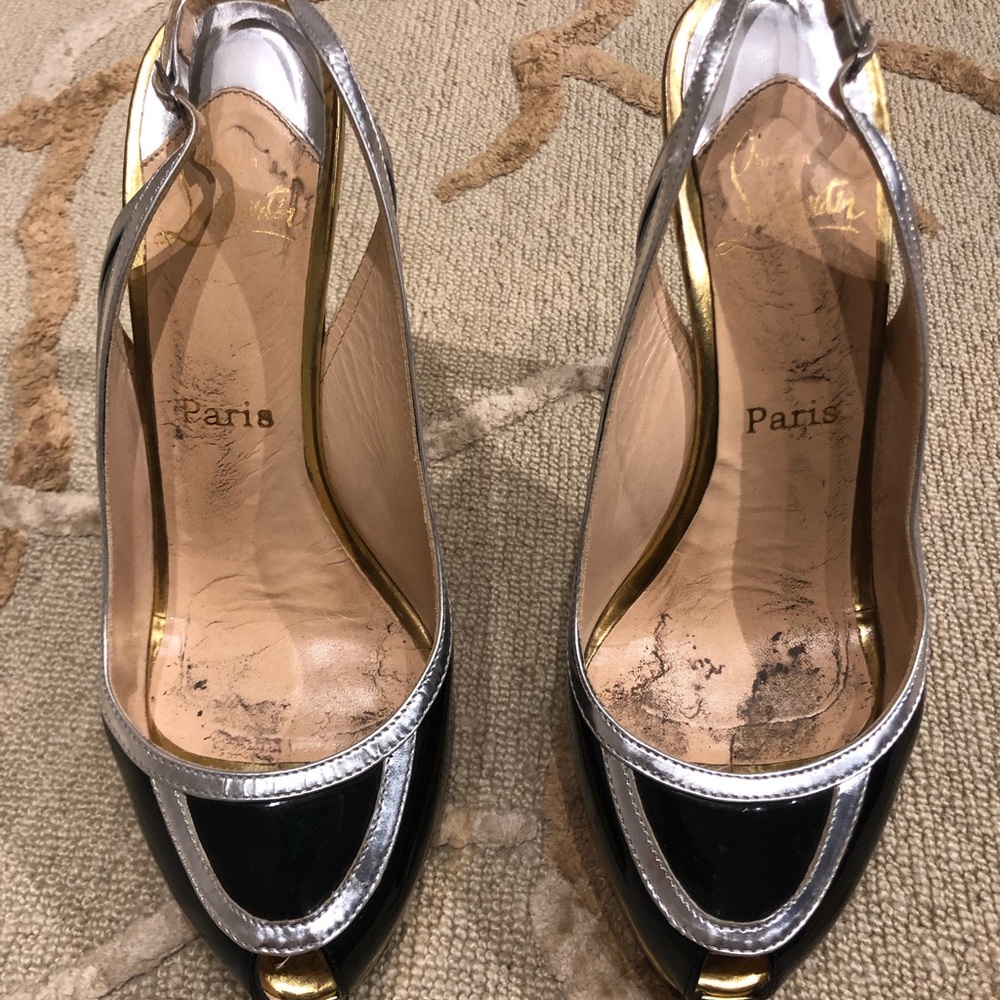 Christian Louboutin Peep Toe Slingback Sandal - Picture 4 of 5